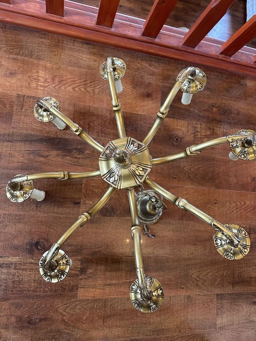 Candelabru antic vintage retro din bronz masiv alama 8 brațe lustra