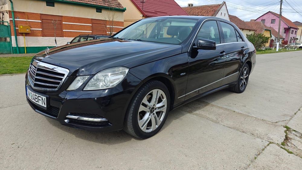 Vând Mercedes E220 CDI Avangarde