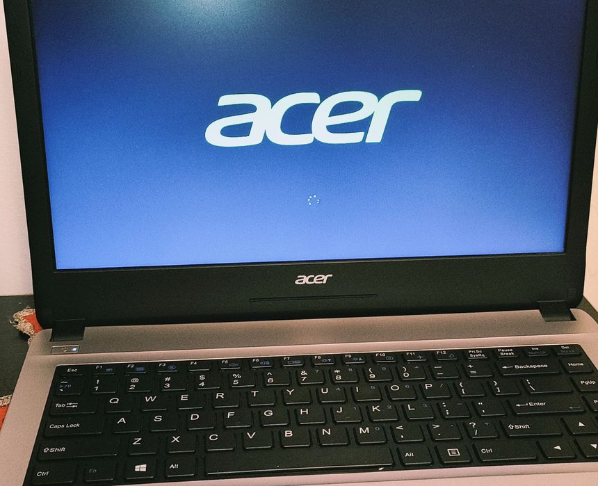 Laptop Acer one 14 Z2-48