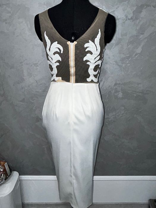 Rochie elegantă pentru evenimente