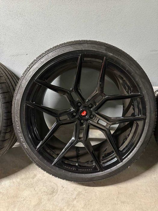 Vossen 23 ковани джанти EVO 4 Gloss Black