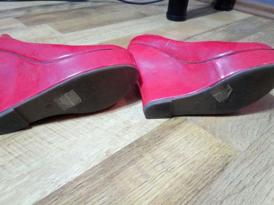 Pantofi rosii platforma-eleganti