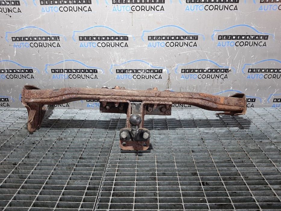 Carlig remorcare Nissan Pathfinder 2004 - 2010 SUV 4 Usi (708)