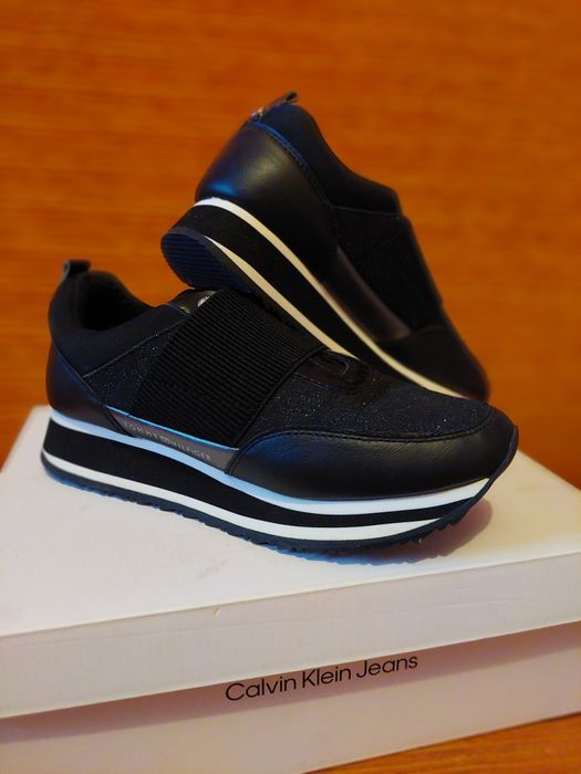 Tommy Hilgifer,o singura purtare