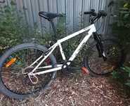 Nicicleta Btwin Rockrider 300 Alba