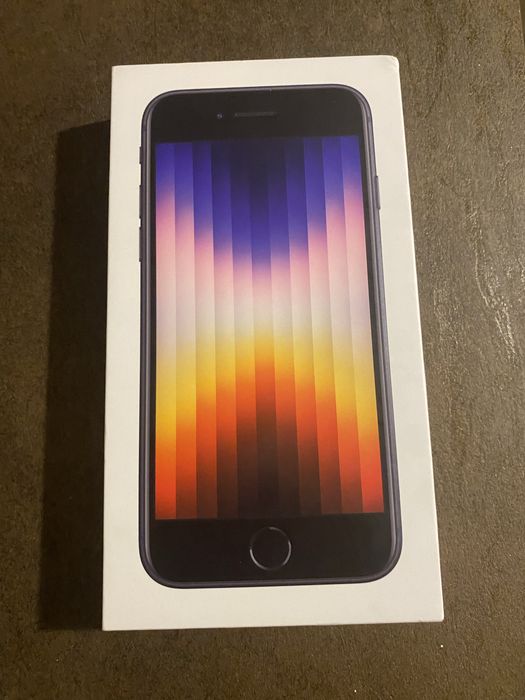 Iphone SE 2022 чисто нов
