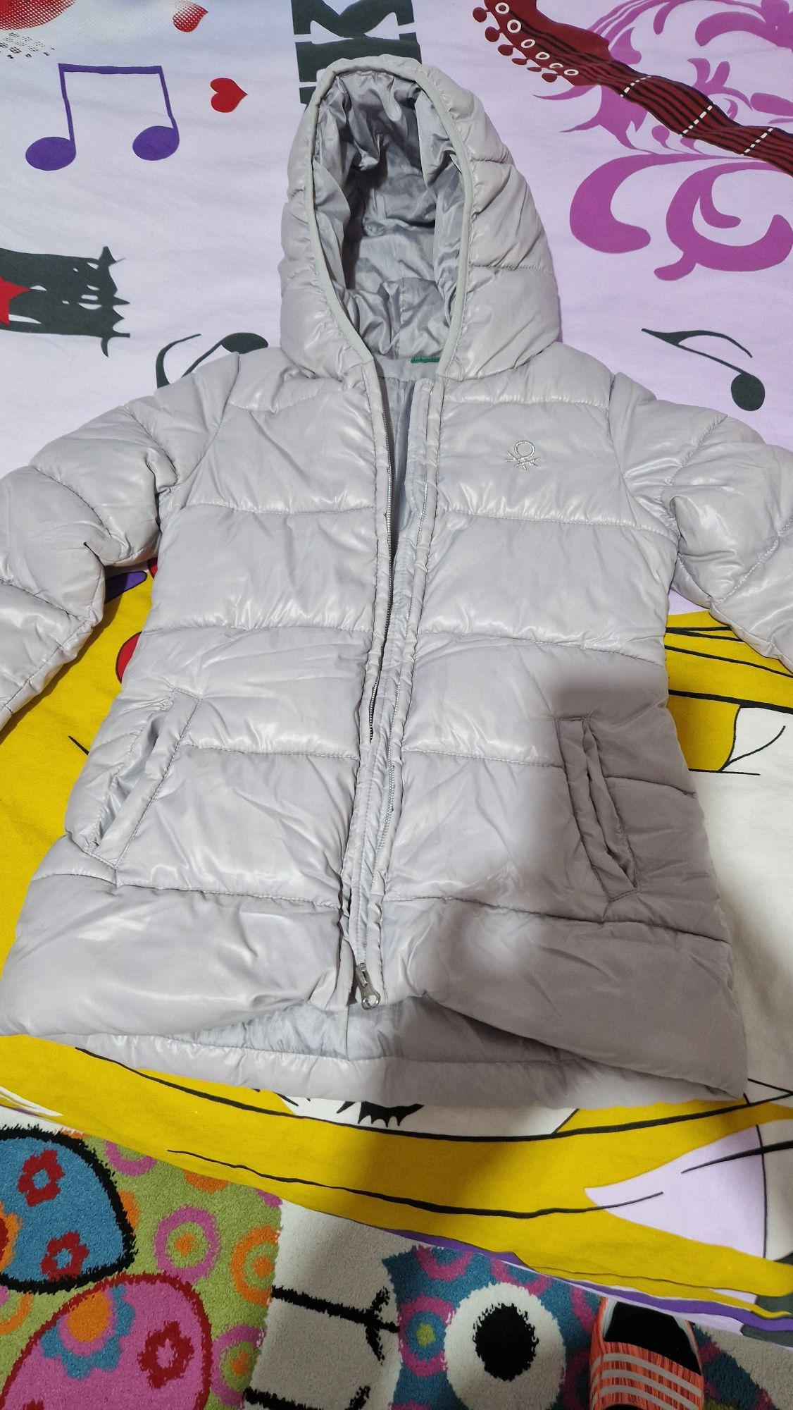 Яке за момиче Benetton ,размер 120,S