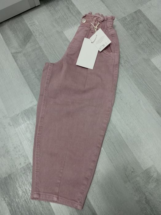 Blugi fetițe, de culoare roz-moviu, marca Zara, mărime 5ani