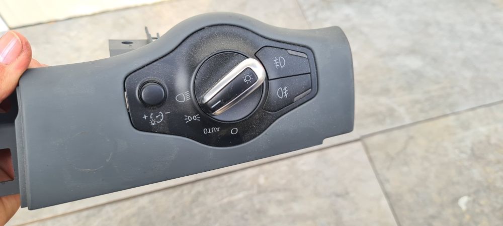 Bloc lumini nissan qashqai 2012,opel corsa d,audi A4B8