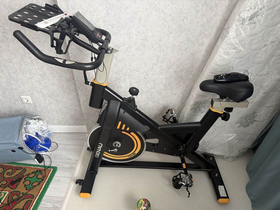 Продам тренажерный велосипед