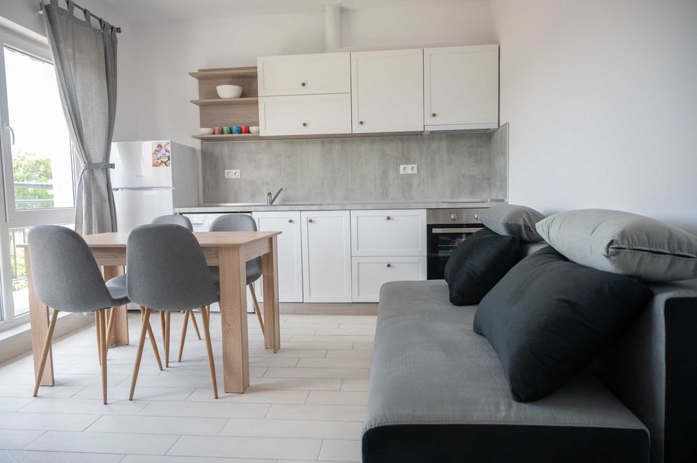 Дава се под наем Двустаен апартамент в Варна, Левски - 65 кв.м за 433.5 € - Снимка #3