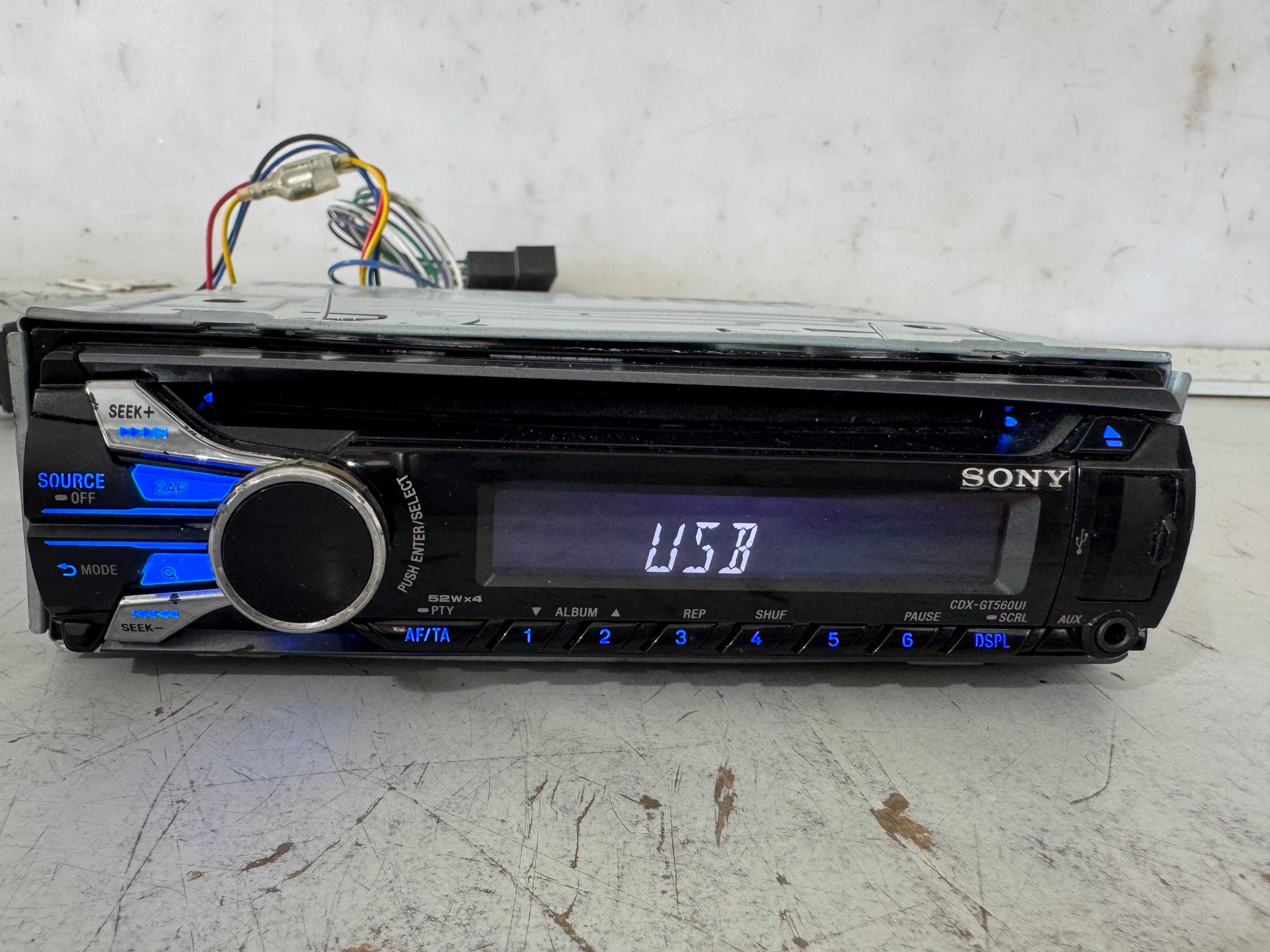 Радио за кола CD -  Sony CDX-GT560Ui