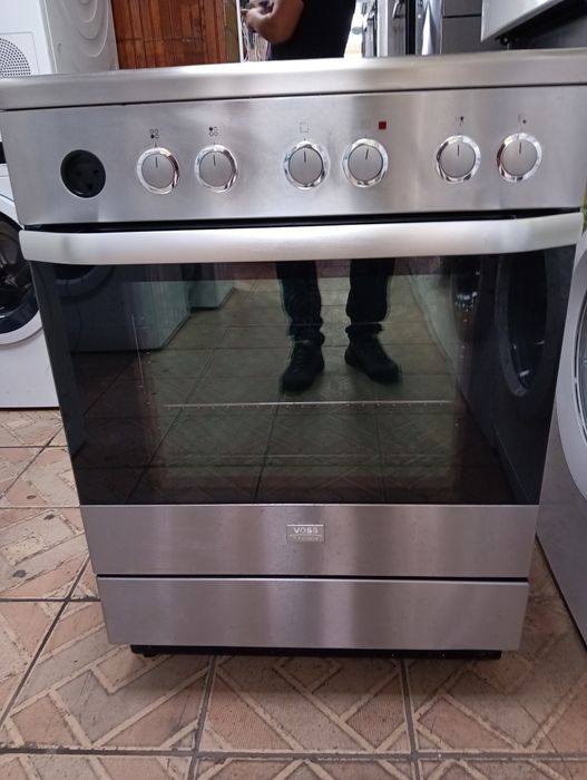 Иноксова свободно стояща печка с керамичен VOSS Electrolux с Гаранция!