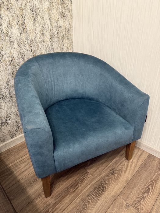 Продам бирюзовое кресло