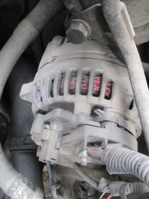 Alternator Renault Megane 2 Trafic Laguna2 Vivaro motor 1,9 diesel DCI