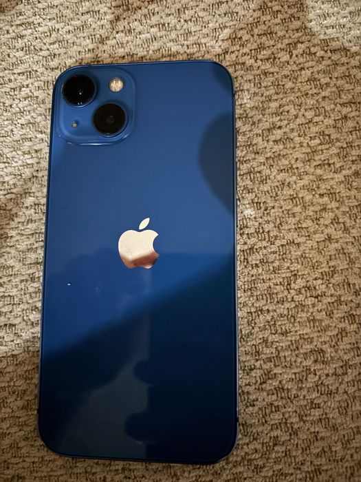 iPhone 13 128GB.