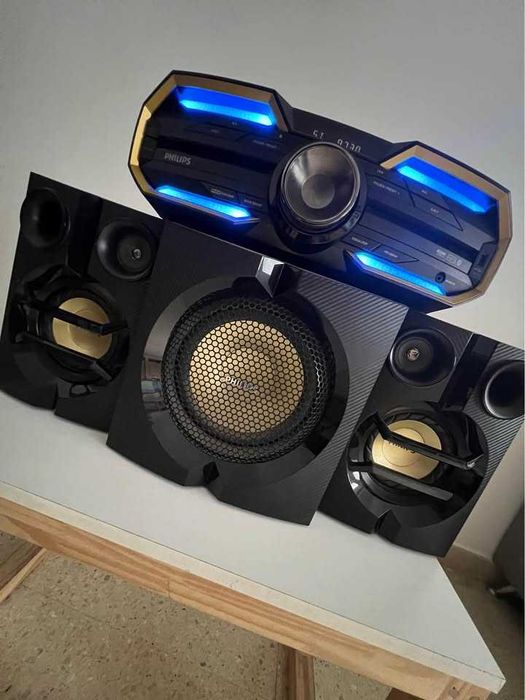 Philips FX55X – Mощна аудио система