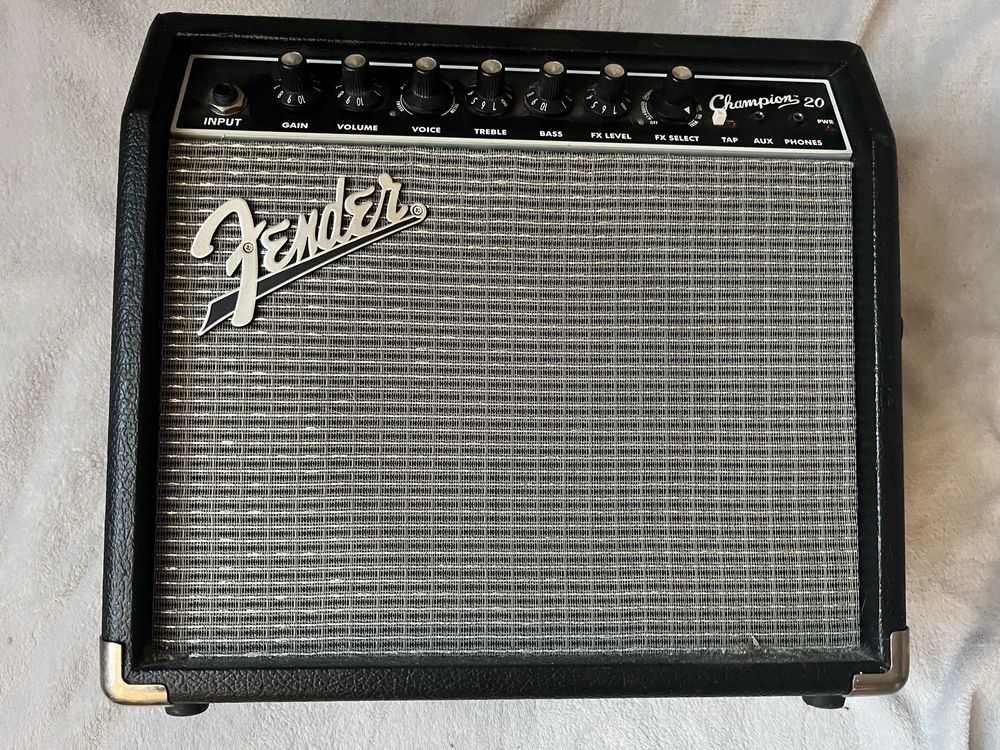 Ел. китара Campbell + кубе Fender shampion 20