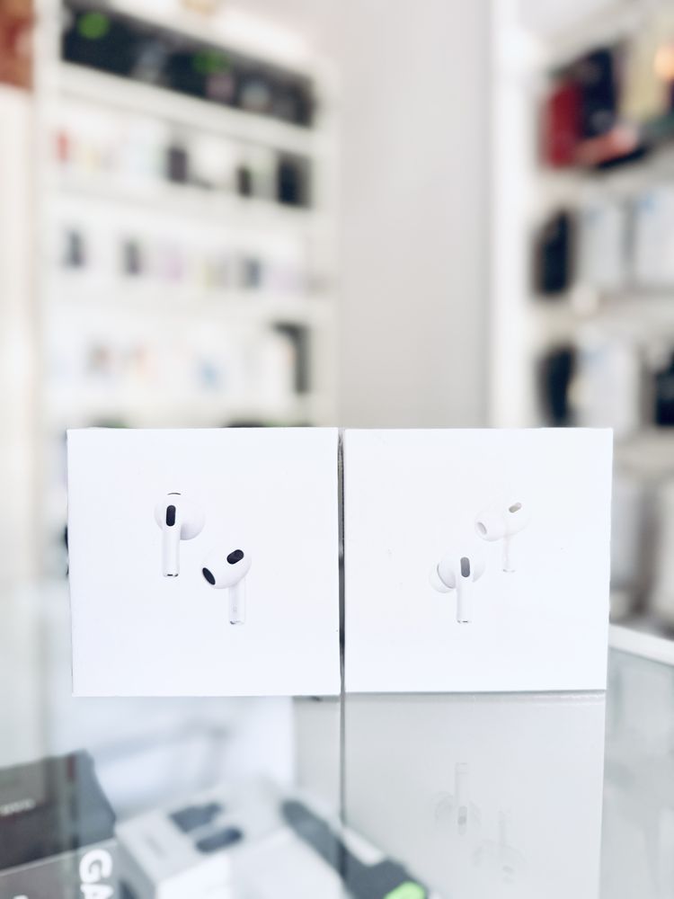 Casti True Wireless