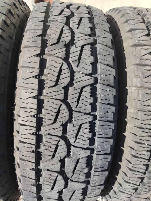 275/70/18 Bridgestone Dueler A/T