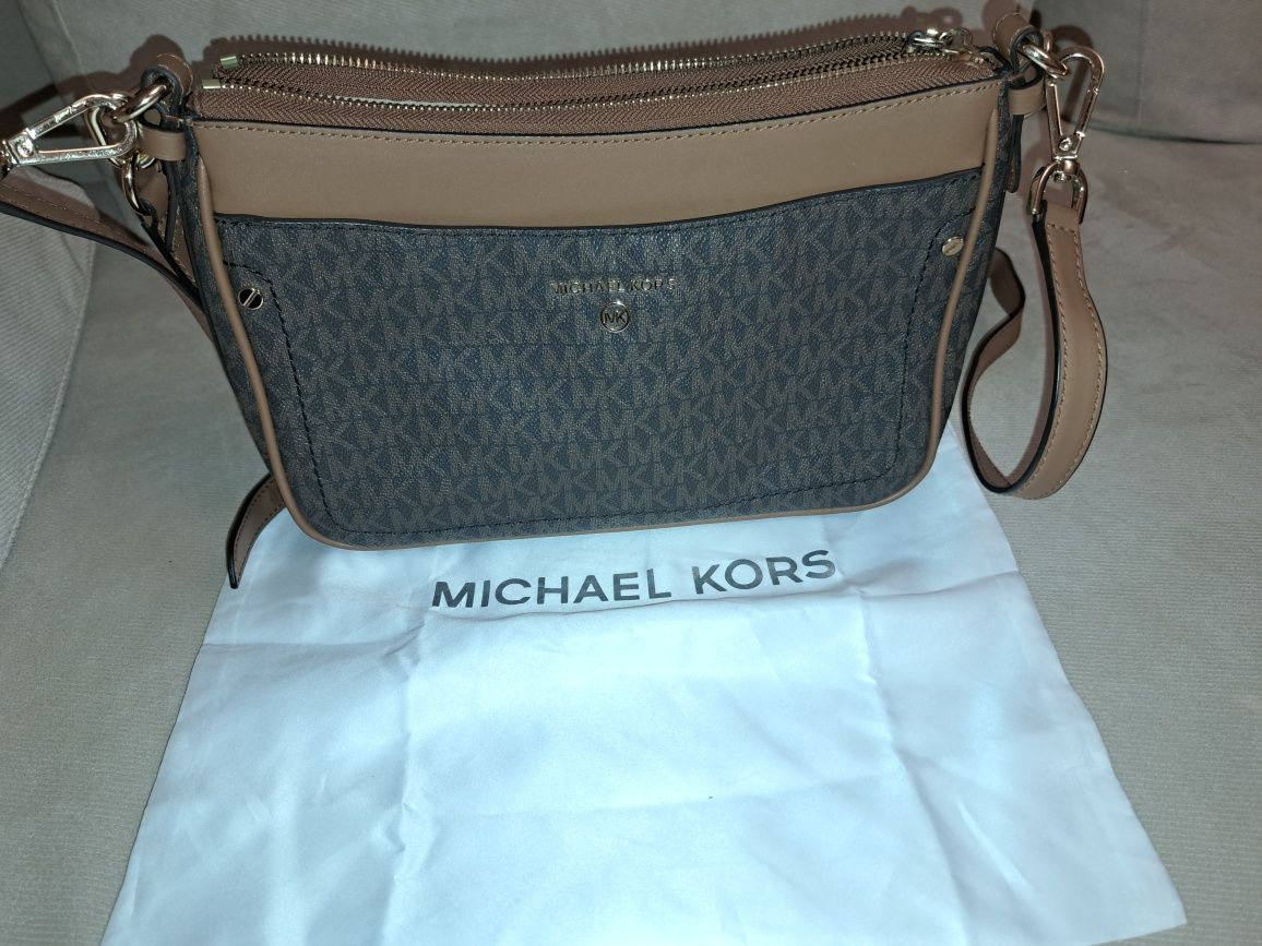 Маркова чанта Michael Kors