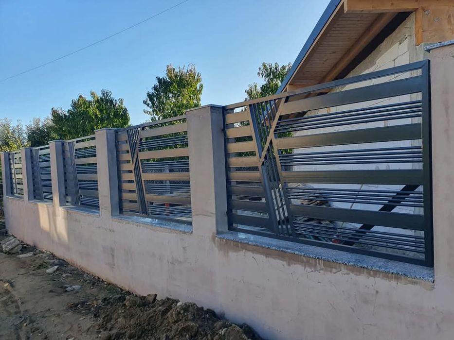 Porti si gard metalice, fier forjat, stil jaluzea, tabla decupata,