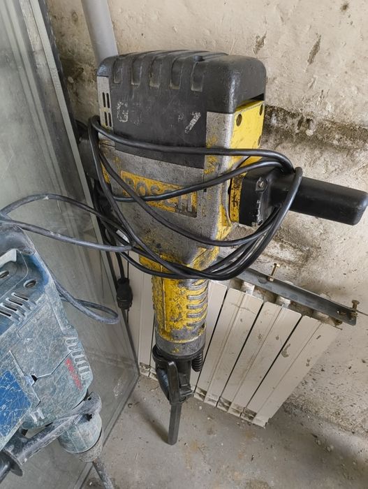 Închiriez ciocane demolatoare - Toolbox  -demoaltoare-Toolbox