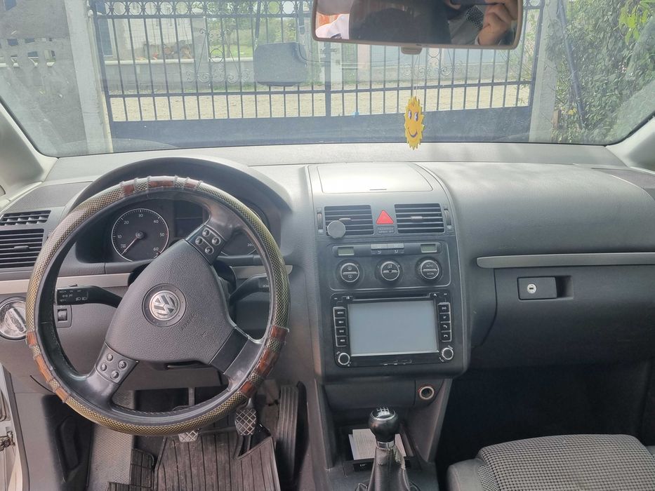 Vw touran vand sau schimb ofer diferenta