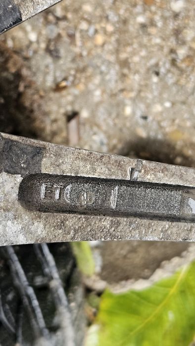 4бр 200лв гуми с джанти Arcasting