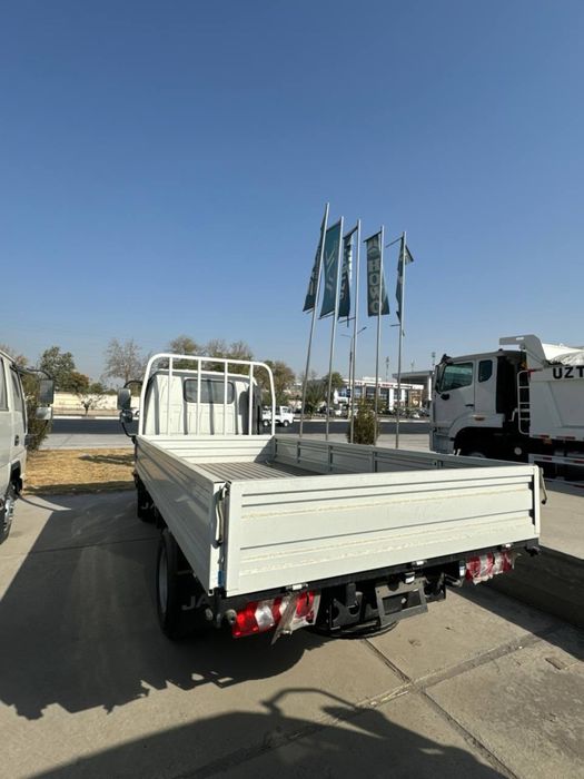 Фургон JAC фургон бороовой, дубль кабина, цельнометалический