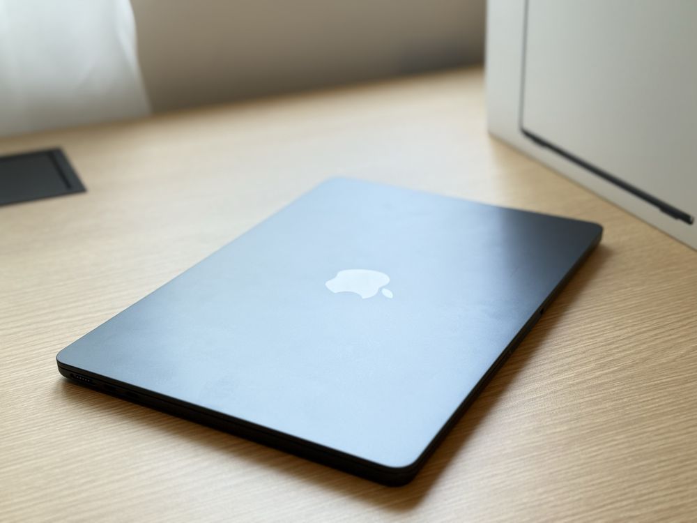 Laptop Apple Macbook AIR M3, 8GB RAM, 256 SSD, garanție, MACBOOK nou