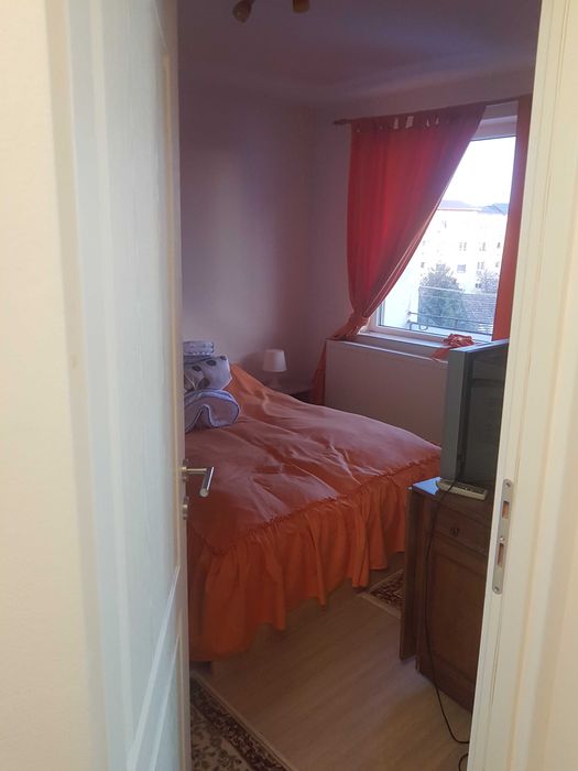Inchiriez apartament 2 camere