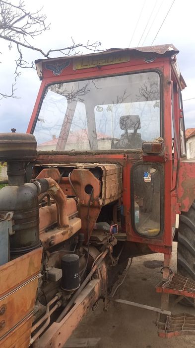 Disponibil dacia