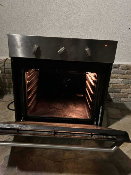 Фурна за вграждане  WHIRLPOOL AKP-235 IX .