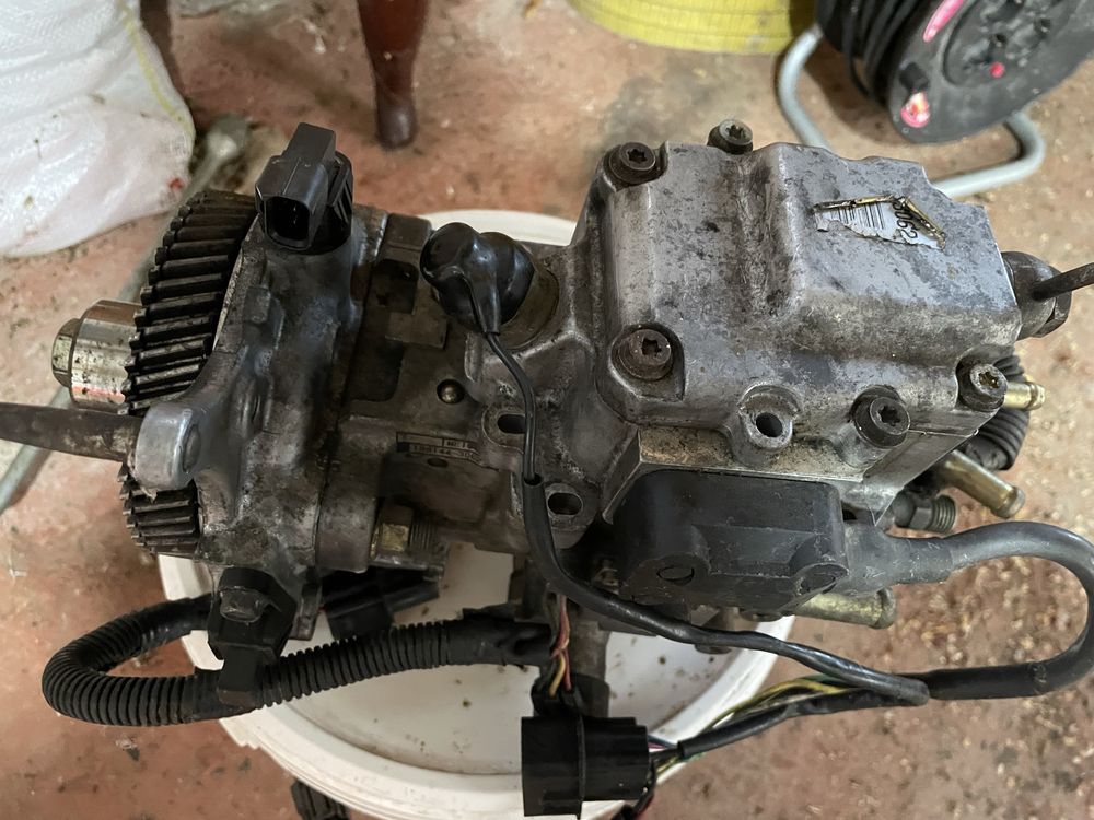 Pompa pajero mk3  , 3.2DID