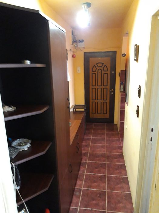 Închiriez apartament 2 camere Rogerius Oradea