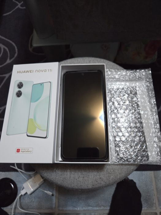 Huawei nova 11 i