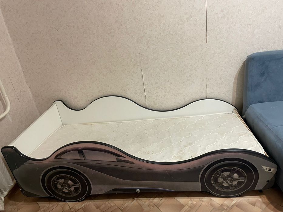 продам детскую кровать