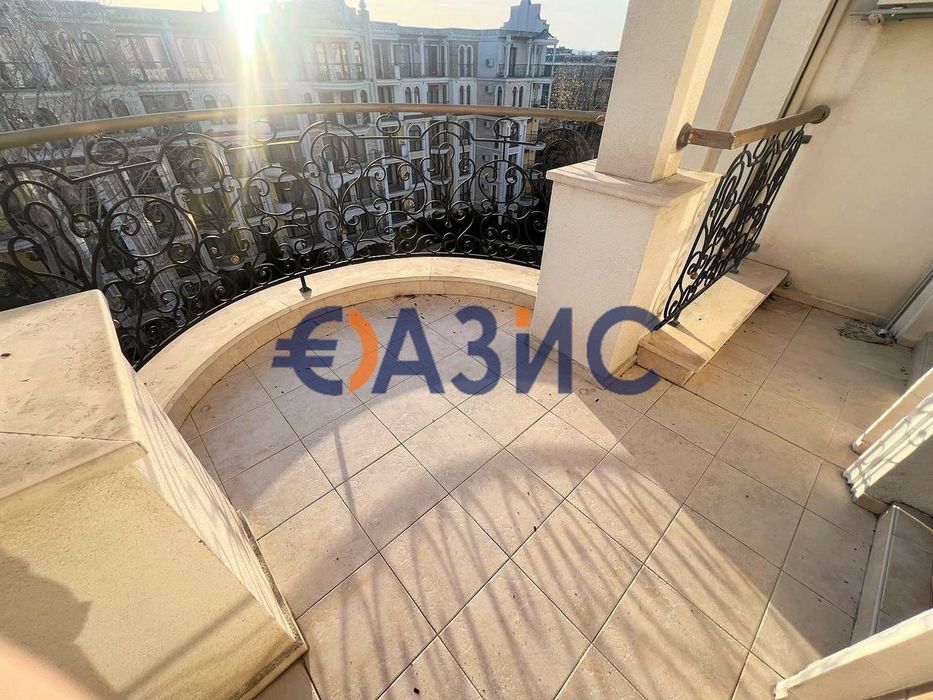 Продава се Двустаен апартамент в к.к. Слънчев бряг - 107 кв.м за 763 €/кв.м - Снимка #12