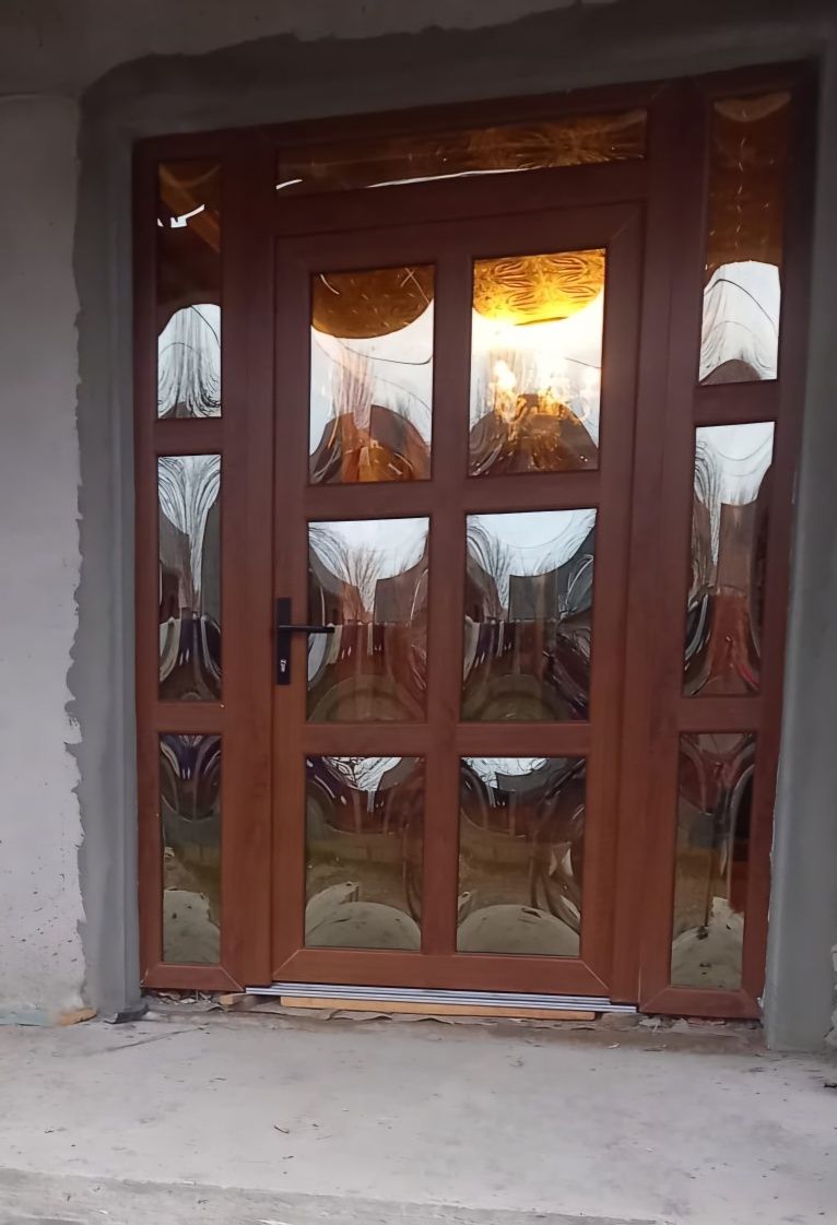 Geamuri si usi termopan la comanda, plase pentru insecte, usi de garaj