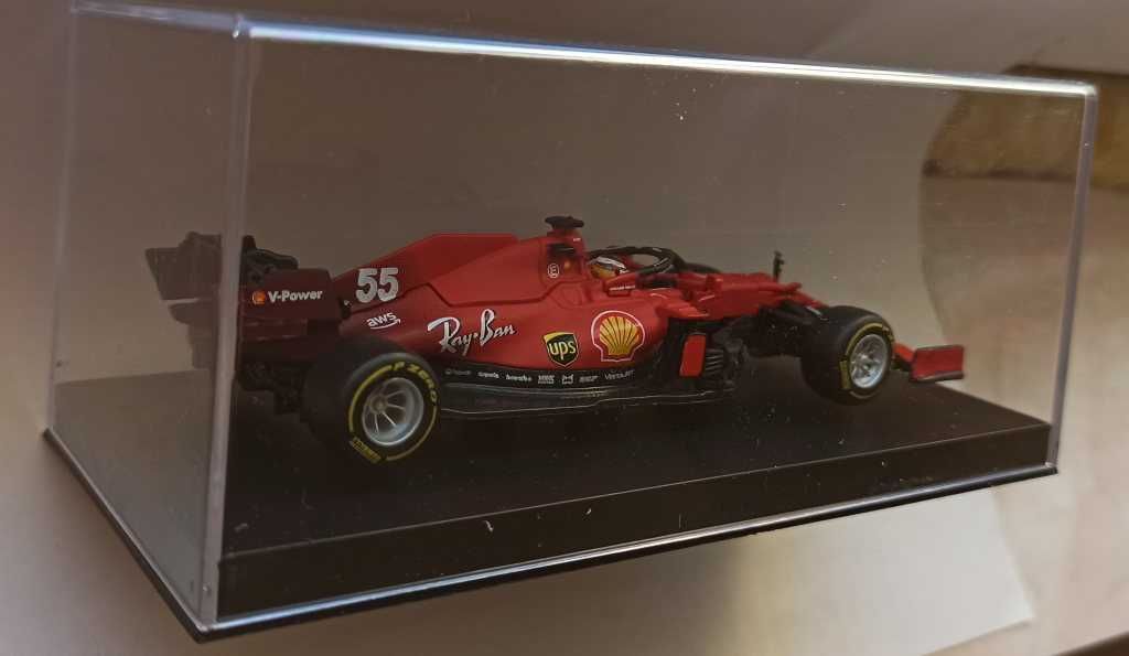 Macheta Ferrari SF21 Carlos Sainz jr Formula 1 2021 - Bburago 1/43 F1