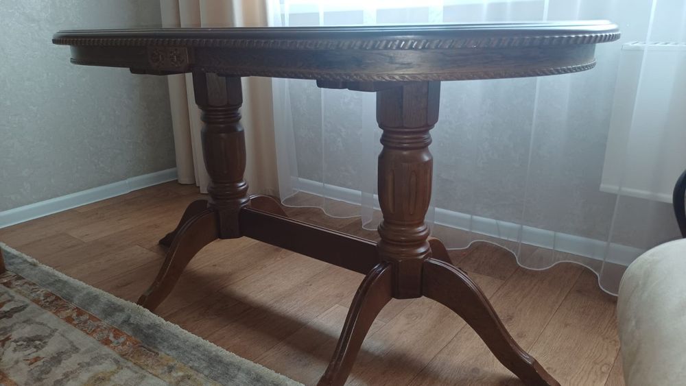 продам Деревянный стол