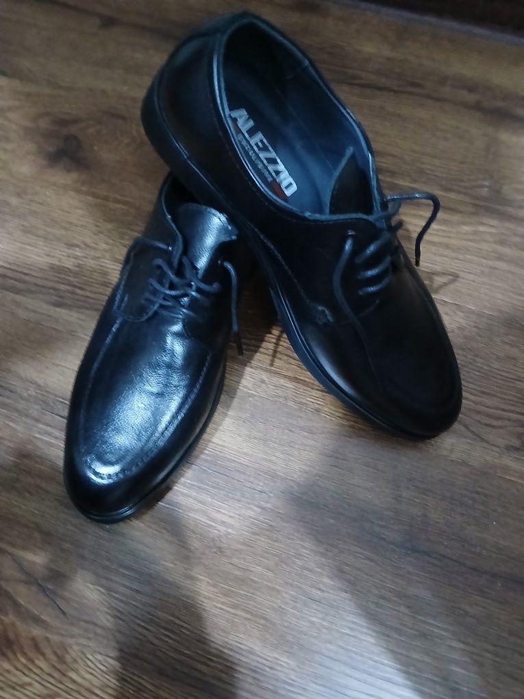 Черные туфли размер 39