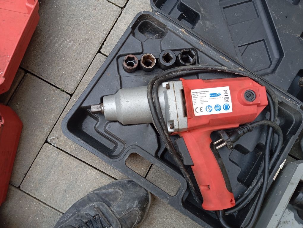 Scule electrice și pe acumulator