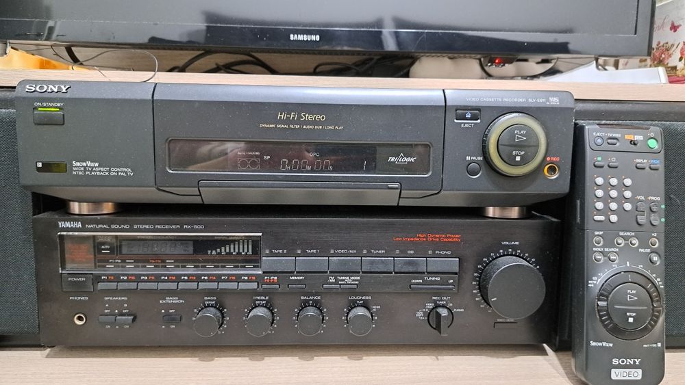 Videorecorder VHS Hi-Fi Stereo SONY SLV-E811