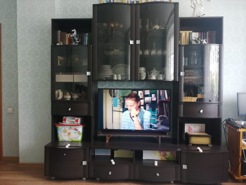 Стенка Лером для зала или гостиной