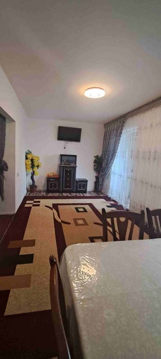 Чирчик шахар
2 микрораён 
#2-хона 4- етаж 
Квартира ижарага бер