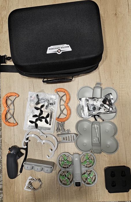 Drona DJI Neo si accesorii