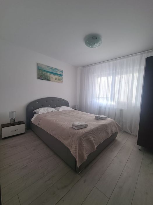 Inchiriere apartament 2 camere decomandat