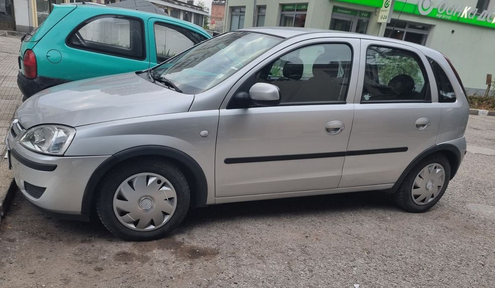 Opel Corsa 2005 година